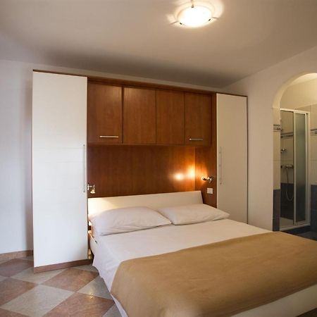 Apartments Gudelj Trogir Eksteriør billede