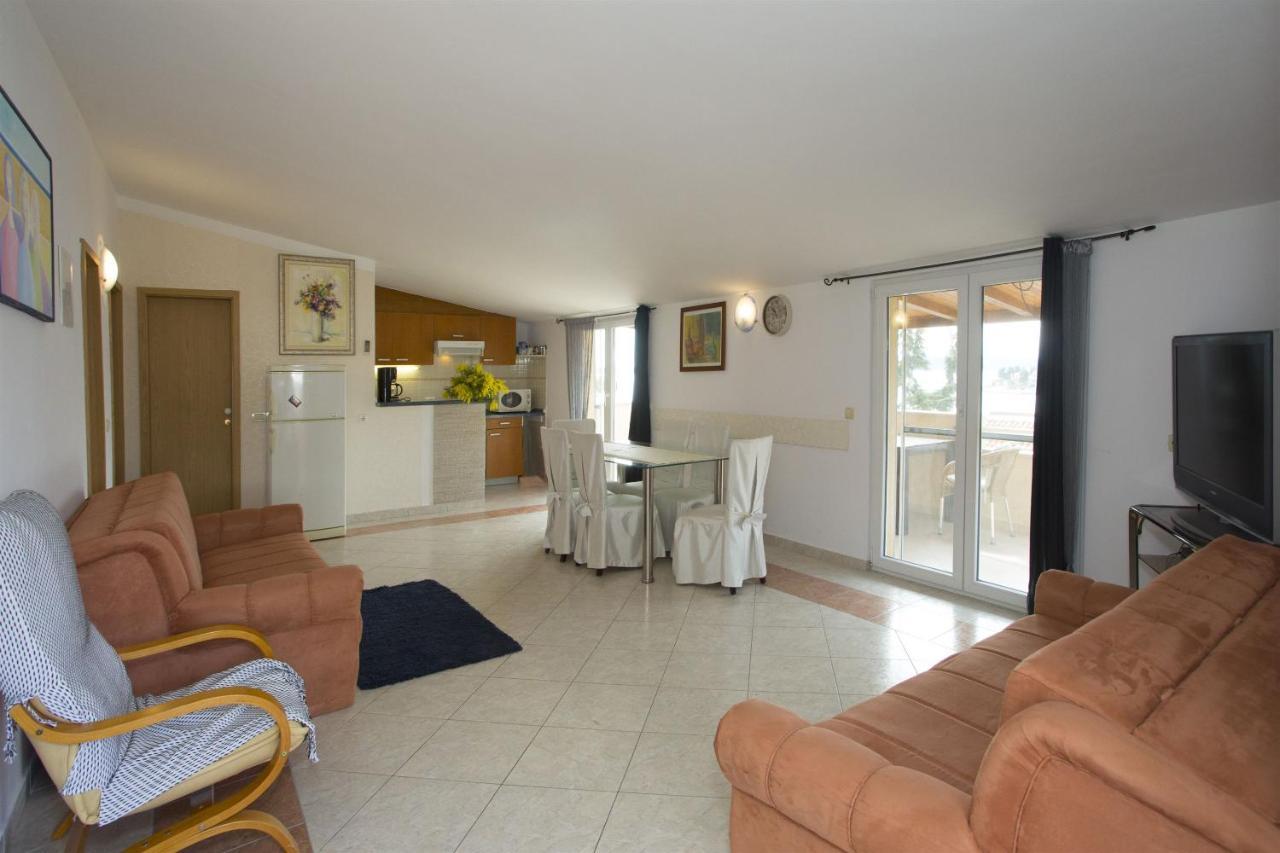 Apartments Gudelj Trogir Eksteriør billede