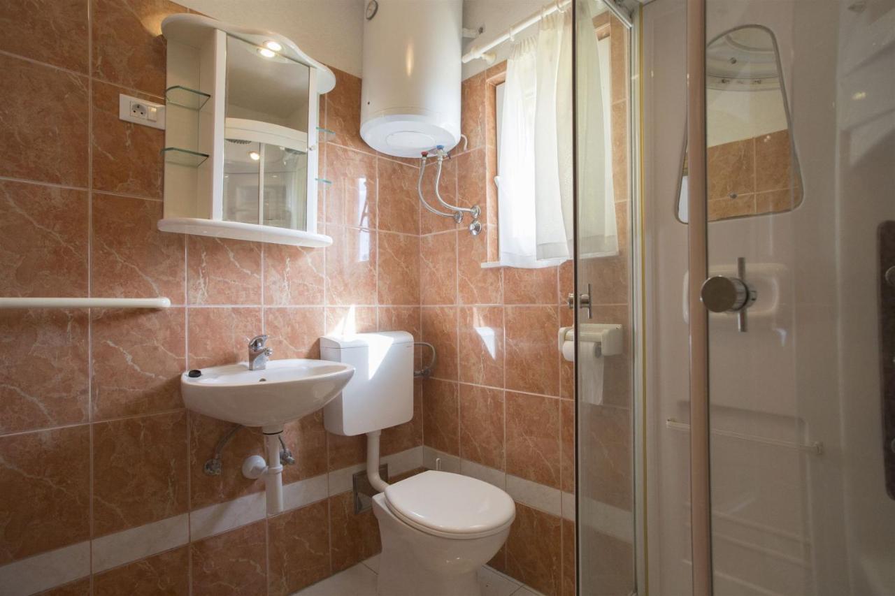 Apartments Gudelj Trogir Eksteriør billede