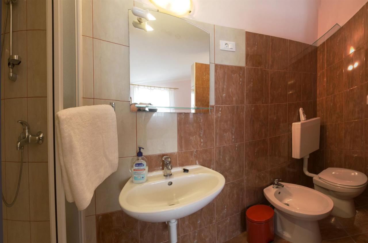 Apartments Gudelj Trogir Eksteriør billede