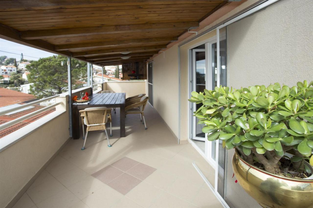 Apartments Gudelj Trogir Eksteriør billede