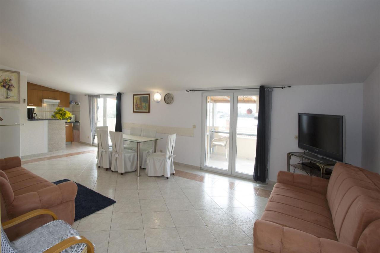Apartments Gudelj Trogir Eksteriør billede